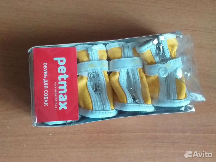 Обувь для маленьких собак