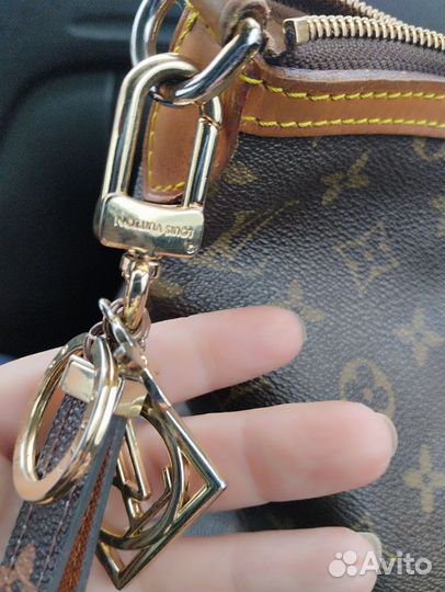 Брелок Louis Vuitton оригинал