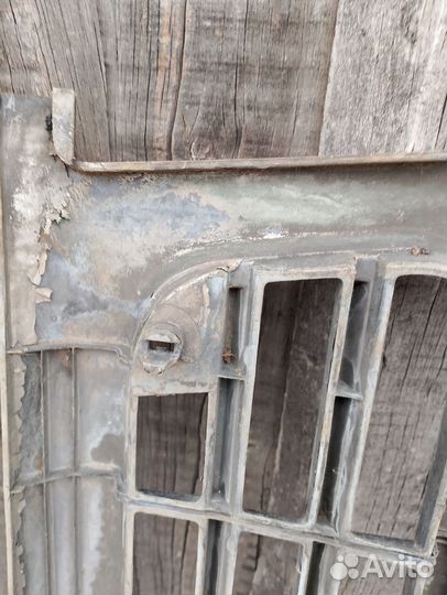 Решётка радиатора hino profia