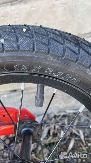 Беговел Novatrack breeze 12