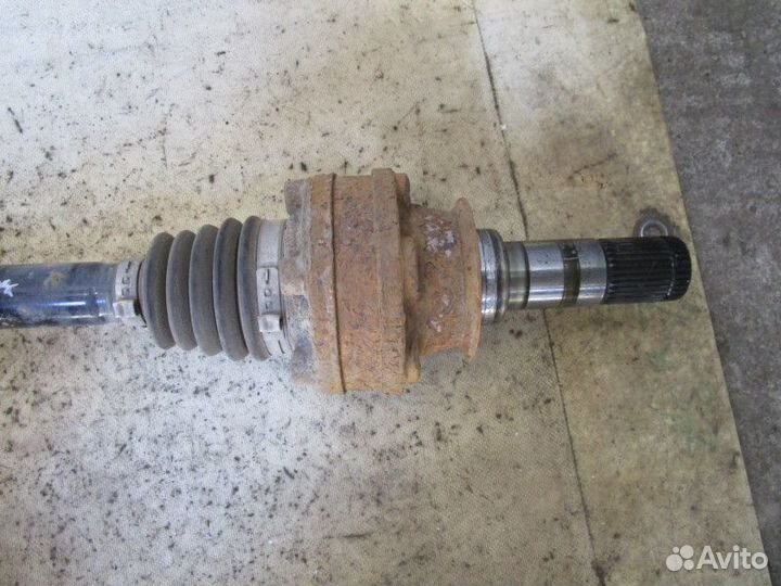 Полуось задняя VW Phaeton 2002-2016 (3D0501203)