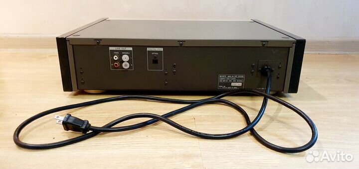 Проигрыватель CD Sony CDP 555ESA