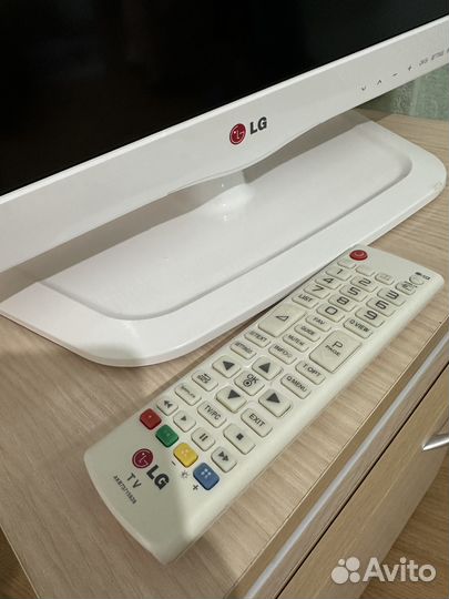 Телевизор LG 26LN457U в хорошем состояние без коро