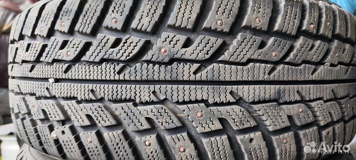 Kumho I'Zen RV Stud KC16 225/60 R17