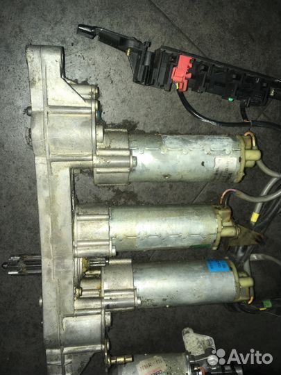 Моторчик сидений Mercedes w140