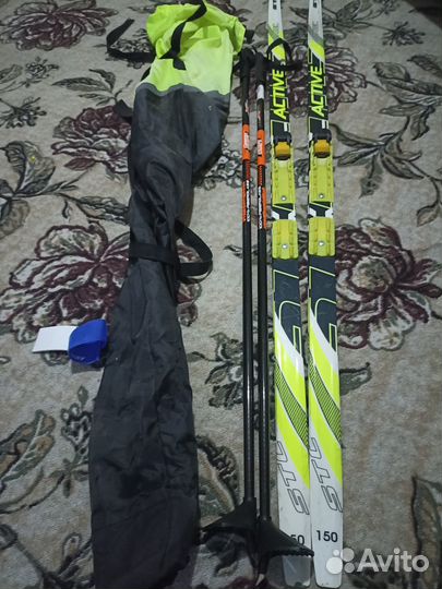 Лыжи беговые детские 150см с ботинками 36р