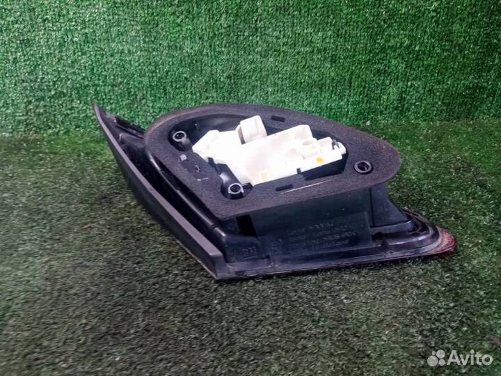 Фонарь задний правый Opel Astra J (2010-2016)