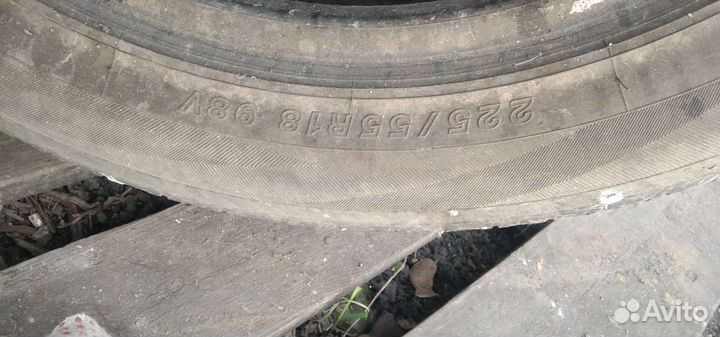 Yokohama Geolandar SUV G055 225/55 R18