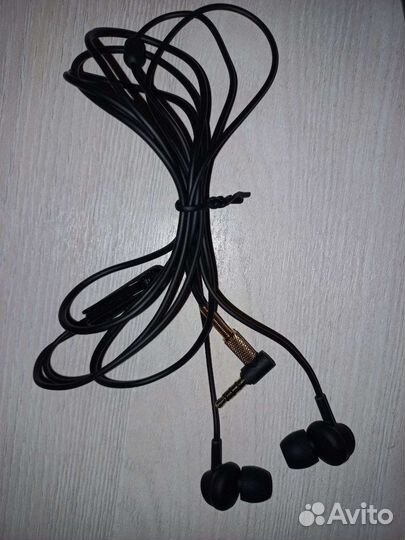 Наушники Marshall