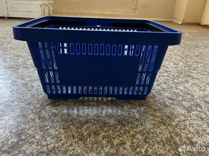 Продаются пластмассовые корзинки