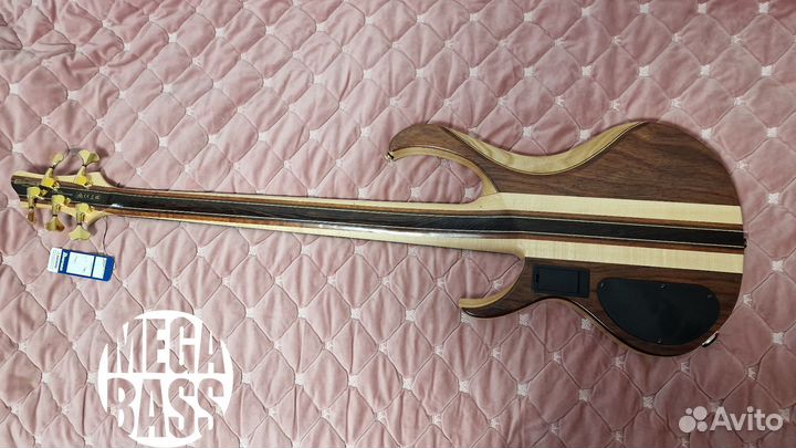 Ibanez BTB 1805