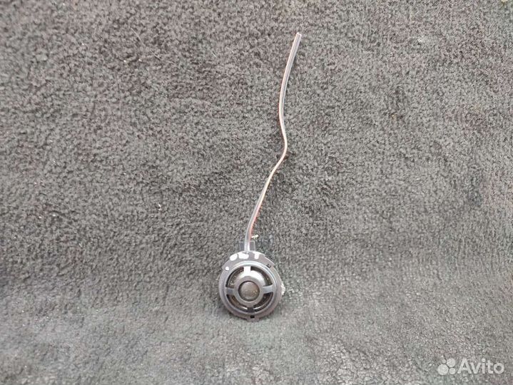 Динамик для Volkswagen Touareg 1