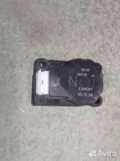 Моторчик заслонки печки Mercedes Benz S-Класс W220