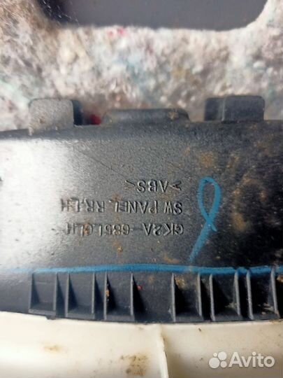 Обшивка двери задняя левая Mazda 6 GG L813 2005