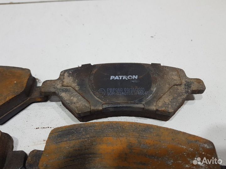 Колодки тормозные передние комплект