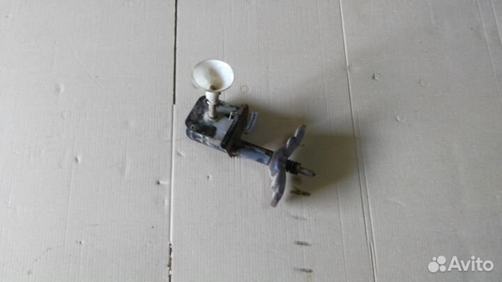 Dodge RAM 1500 лебедка запасного колеса