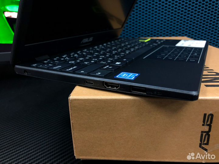 Ультрабук Asus с гарантией