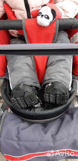 Прогулочная коляска 2 в 1