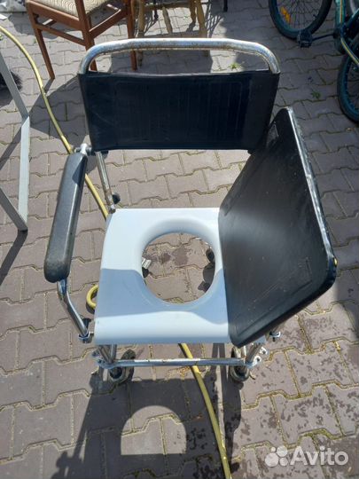 Инвалидный стул