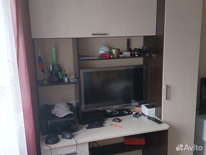 Компьютерный стол