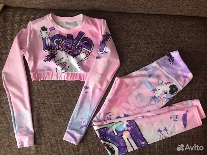 Рашгард и лосины. Форма для фитнеса