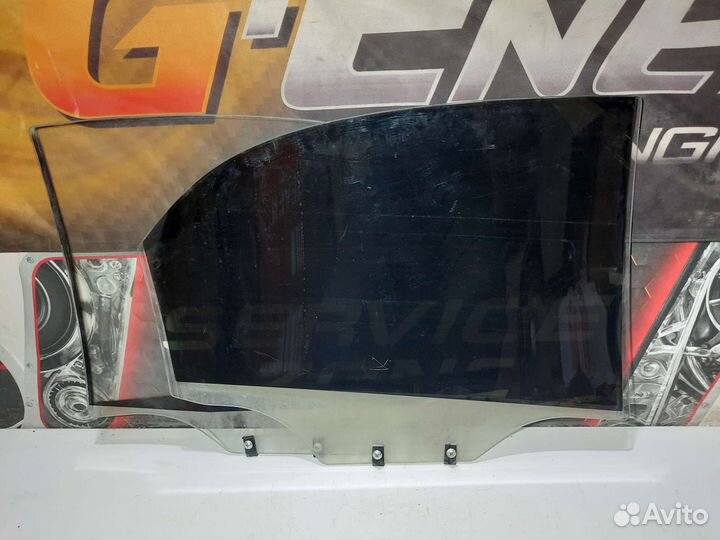 Стекло задней R и L двери Chevrolet Lanos