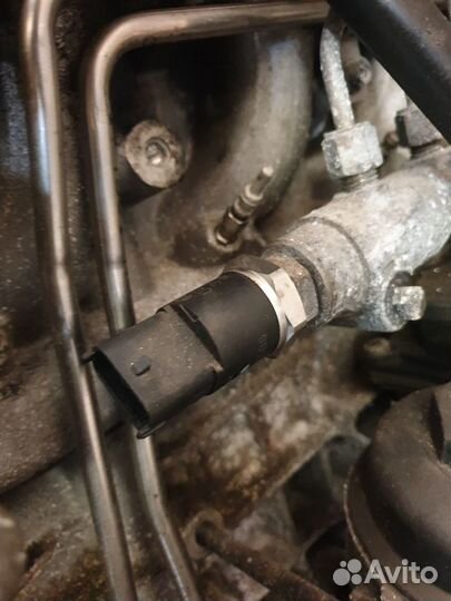 Датчик давления топлива Volvo V70 D5244T 2004Г.в