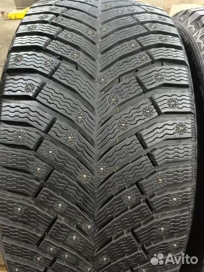 Michelin X-Ice North 4 255/40 R18 99T