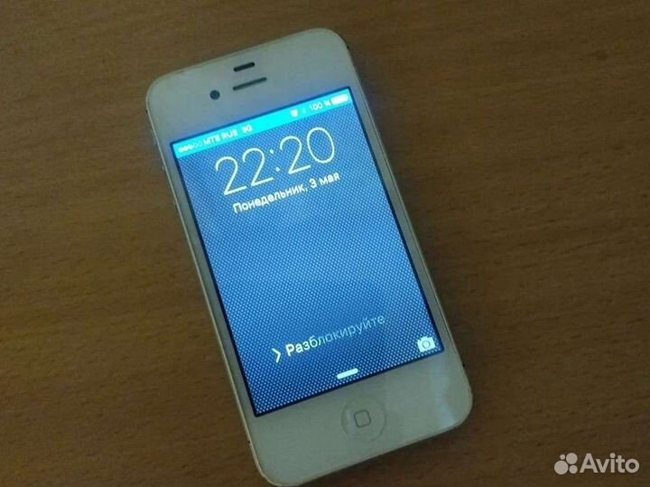 iPhone 4S, 16 ГБ