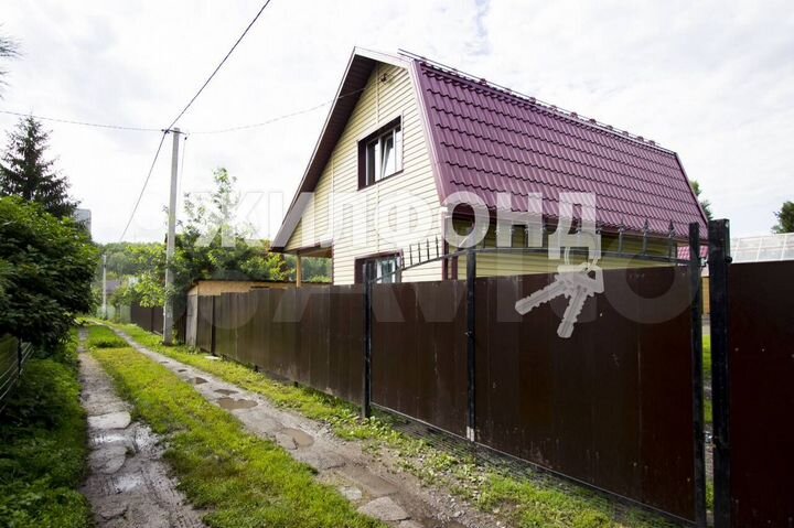 Дом 57,3 м² на участке 5,8 сот.