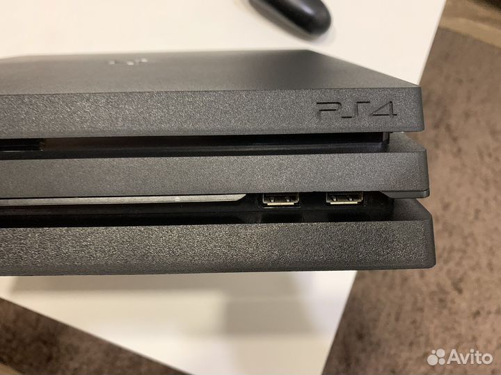 Sony playstation 4 pro 1tb