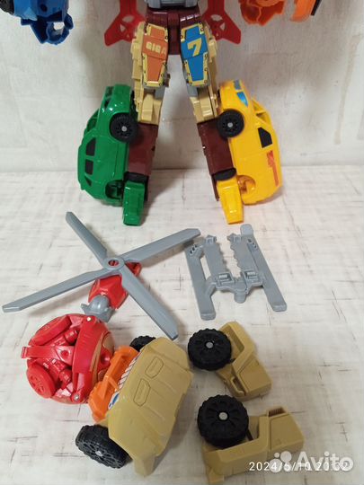 Робот трансформер tobot