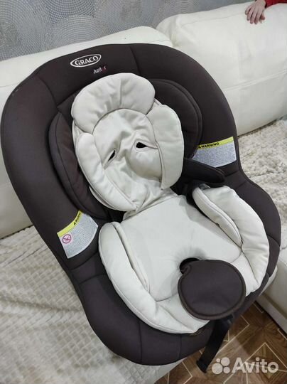 Детское автокресло graco