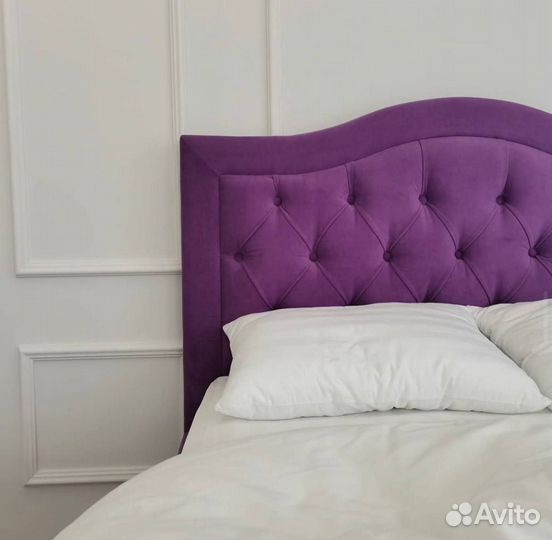 Кровать двухспальная новая с ящиками