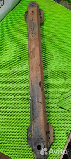 Усилитель заднего бампера Citroen C4