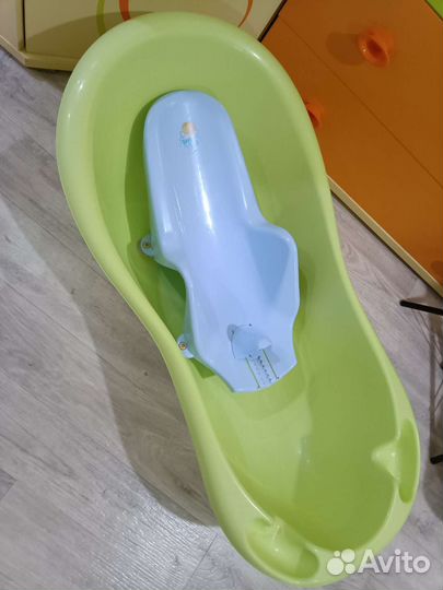 Ванночка для купания с горкой