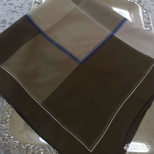 Винтажный красивый платок Италия