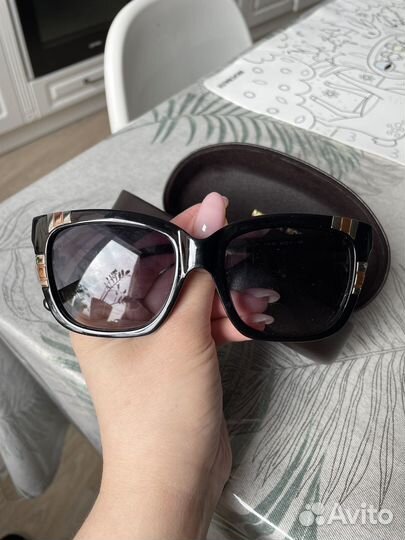 Очки солнечные женские guess