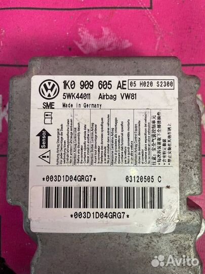 Блок управления air bag Volkswagen Scirocco III