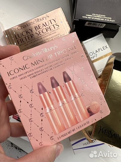 Наборы косметики Charlotte Tilbury, Bobbi Brown