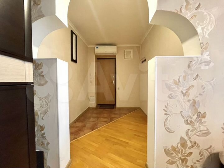 4-к. квартира, 89,2 м², 6/6 эт.