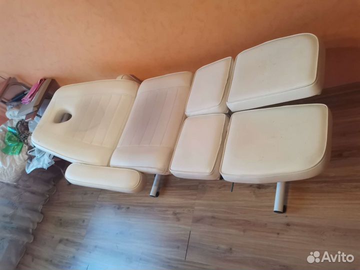 Косметологическое кресло кушетка