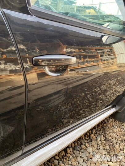 Дверь передняя правая Renault Duster