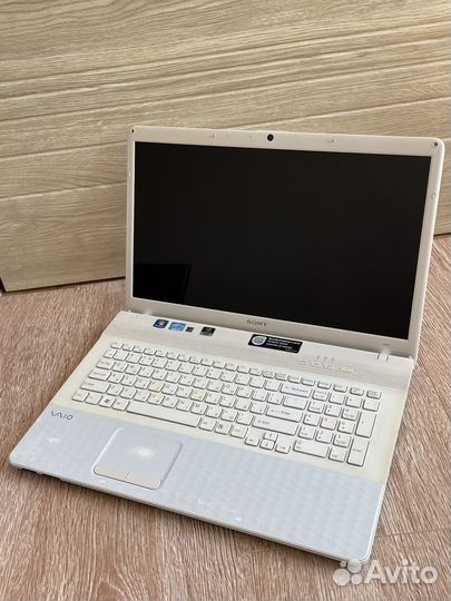 17.3/I3 2330M/410M 1GB/6GB/640GB