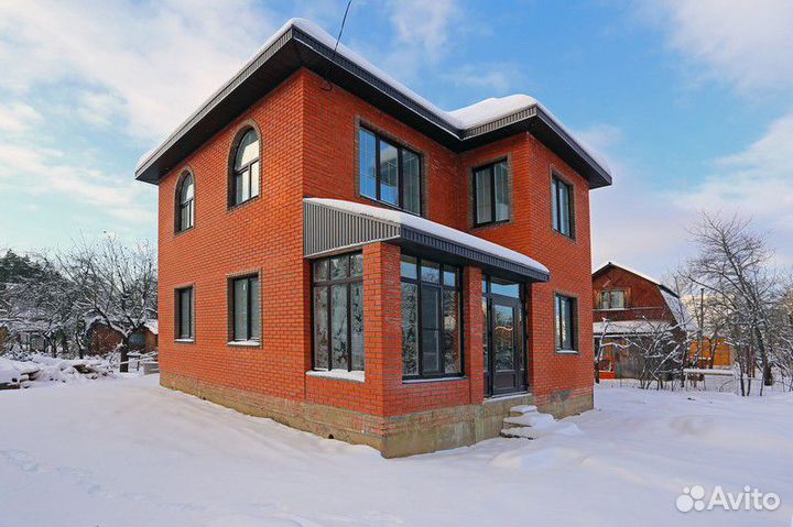 Стеклянные окна, двери, витражи