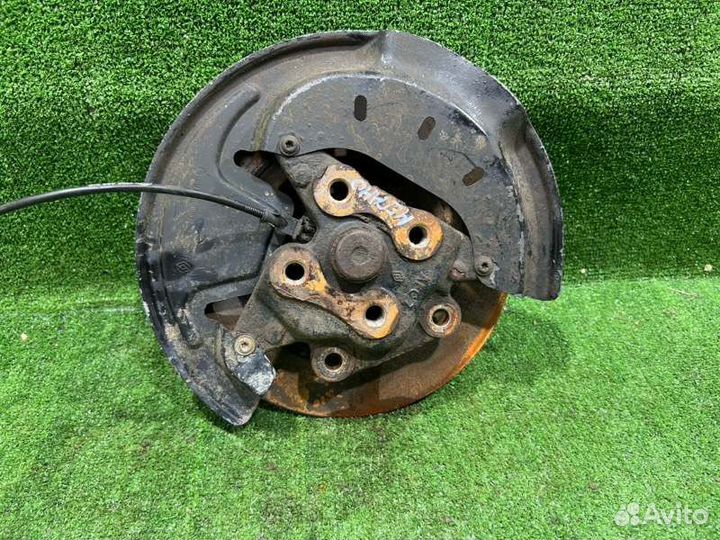 Кулак поворотный задний левый Renault Megane