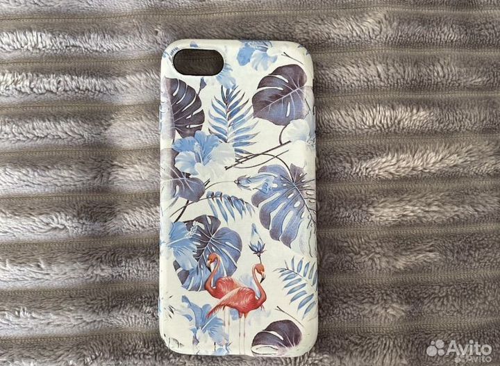 Чехол на iPhone 7