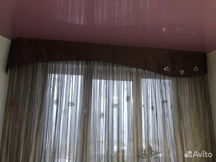 Ламбрекен и карниз настенный