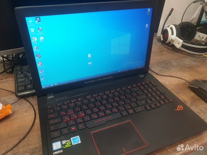 Ноутбук asus ROG Strix GL553VD