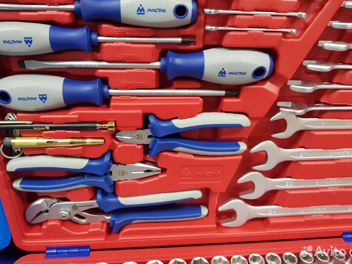 Набор инструментов 146 предметов - торг